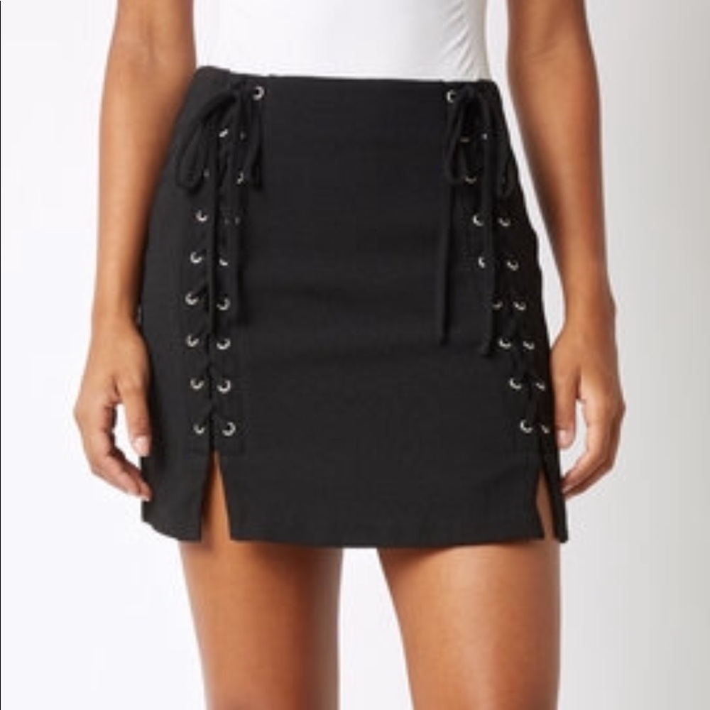 Abbeline-  double lace mini skirt
